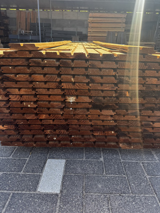 Ca. 122x Douglas Rhombus dubbel profiel – enkelzijdig – bruin geimpreg